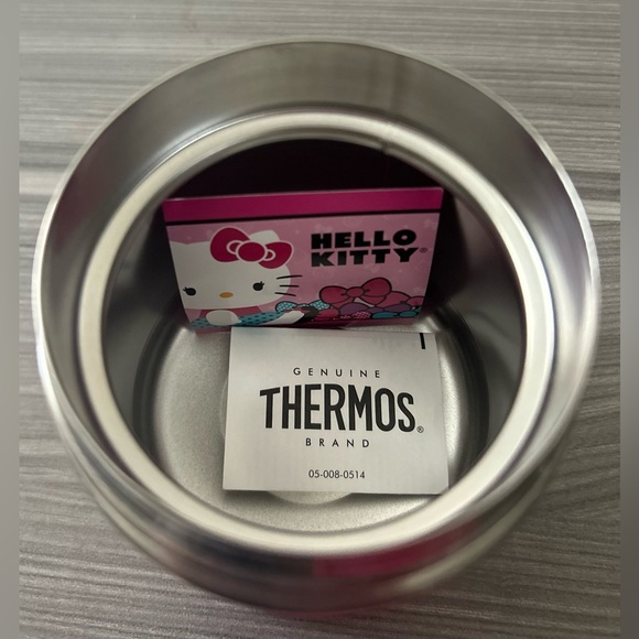Hello Kitty Pink Thermos for Kids - Picture 6 of 7